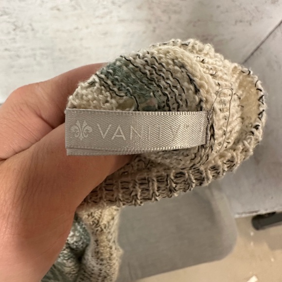 Vanity Green and Cream Patterned Cardigan - Picture 4 of 8